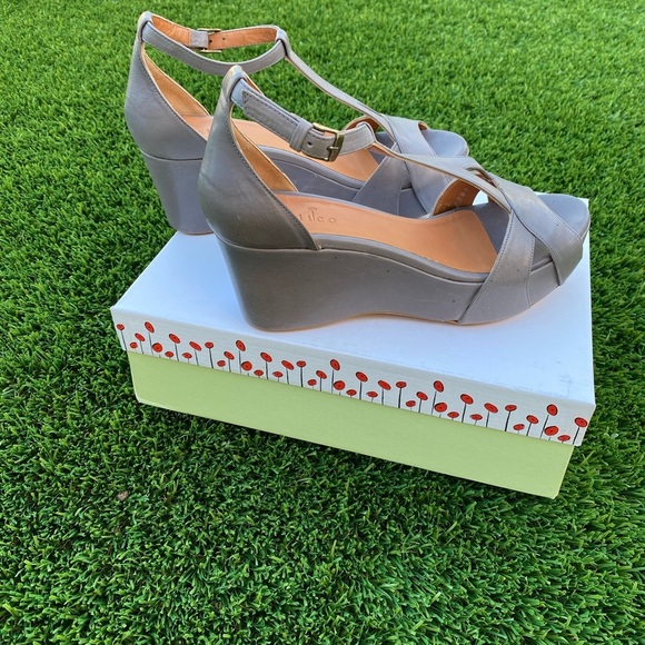 Coclico Women's Wedge Sandals available in Gray and Black size 7 - Picture 2 of 11